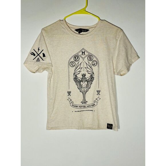 Harry Potter New York Store T-Shirt XS Beige Hogwarts Graphic Wizarding World - Picture 1 of 6